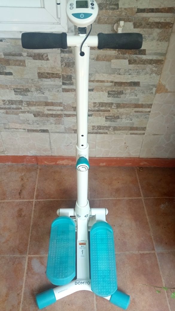 Vendo aparelho de ginástica com pouco uso