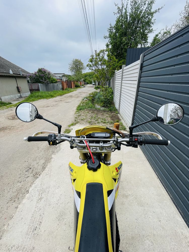 Suzuki DRZ 400 SM