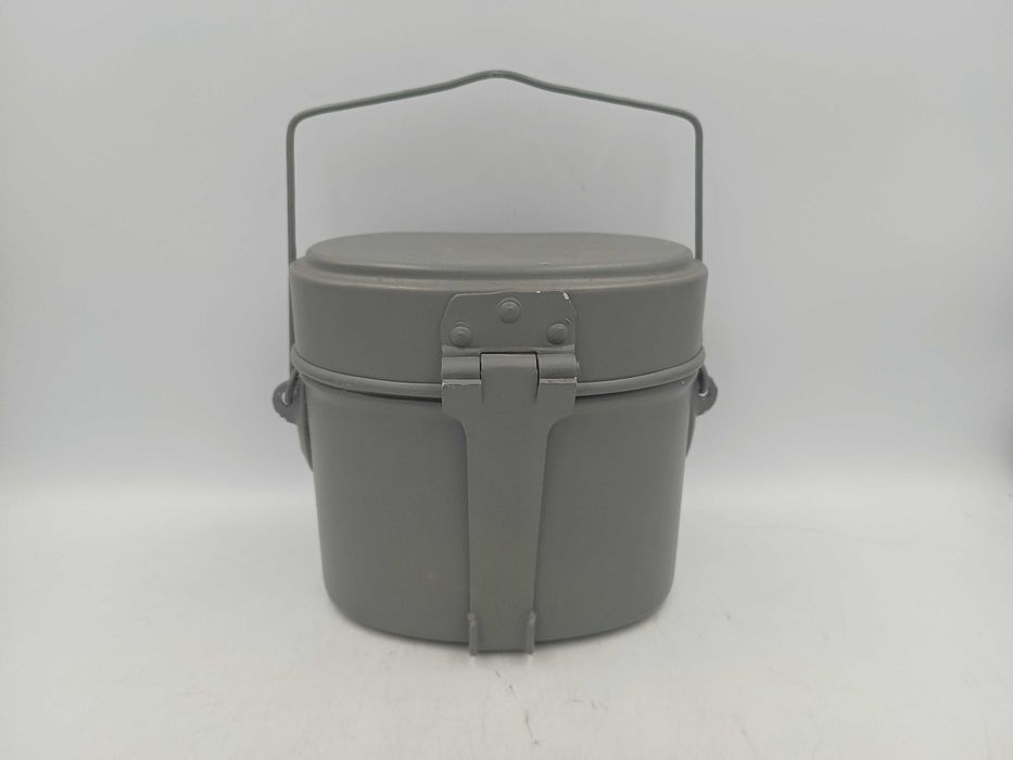 Aluminiowa menażka wojskowa NVA DDR Niemcy stan magazynowy nie używana