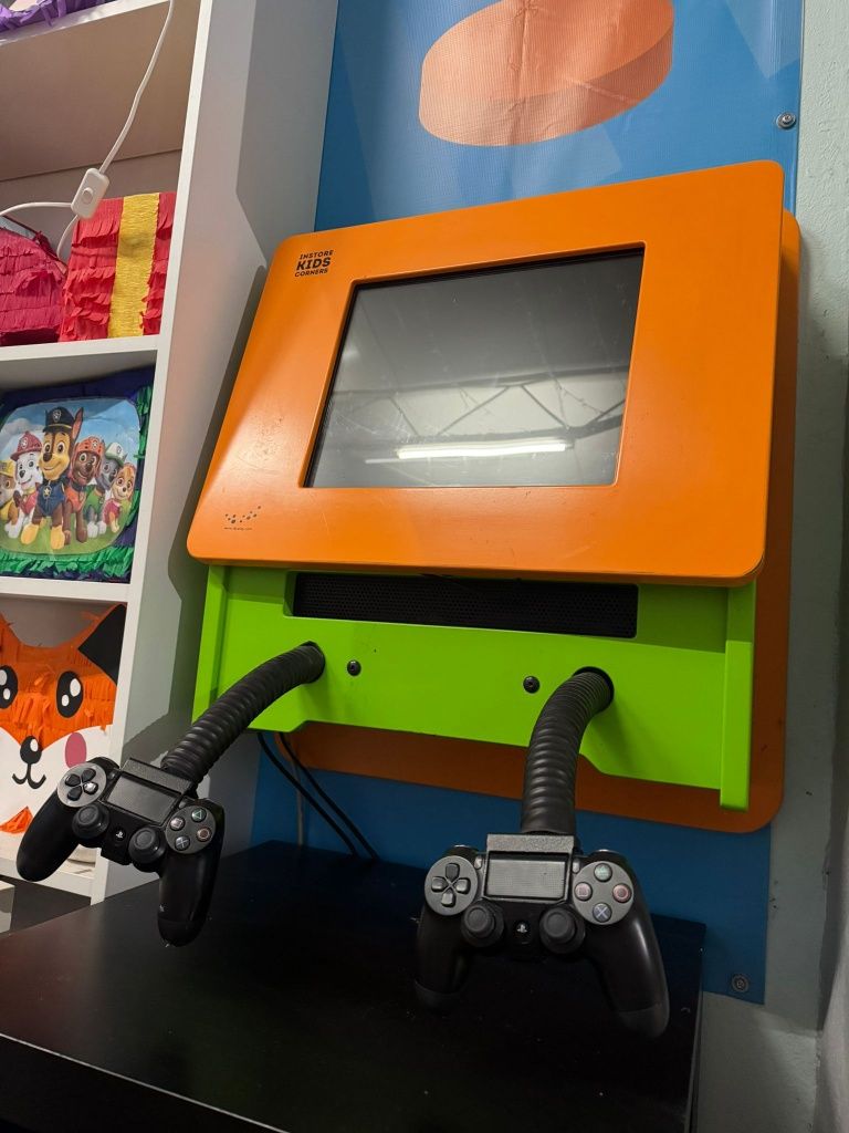 Gra  ścienna IKC , konsola PS4