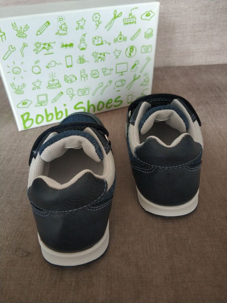 PÓŁBUTY chłopięce 'Bobbi Shoes' (rozm. 24, stan: BDB+)
