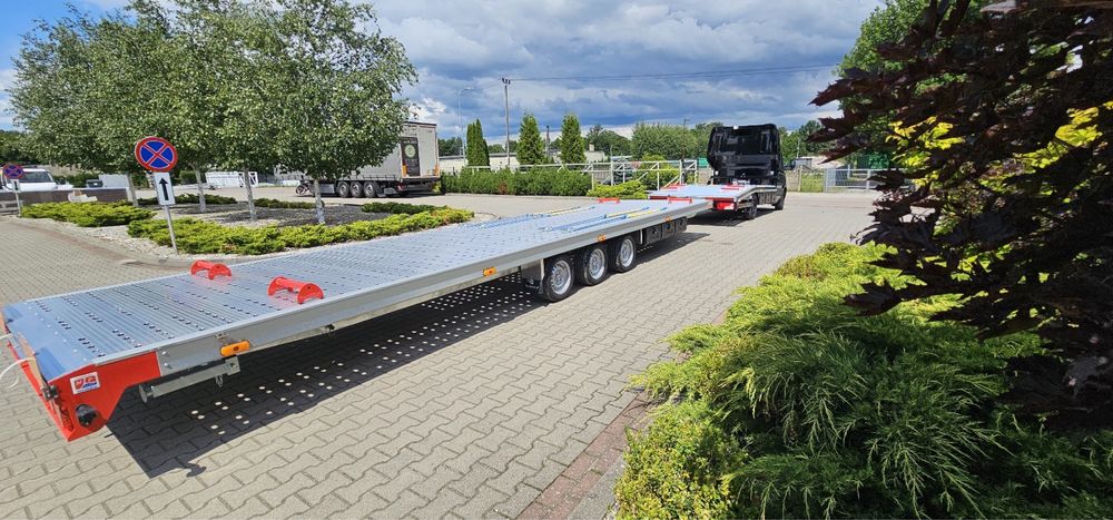 Transport , przewóz towarów , autolaweta , laweta , pomoc drogowa