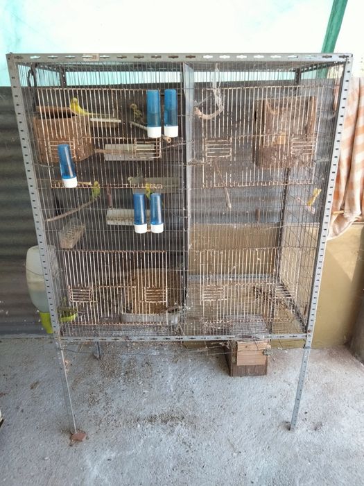 Gaiola/ Viveiro para aves