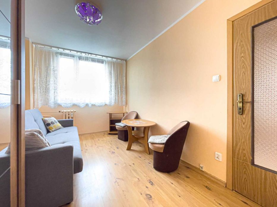 Na sprzedaż 2-pokojowe mieszkanie w centrum Piły z balkonem