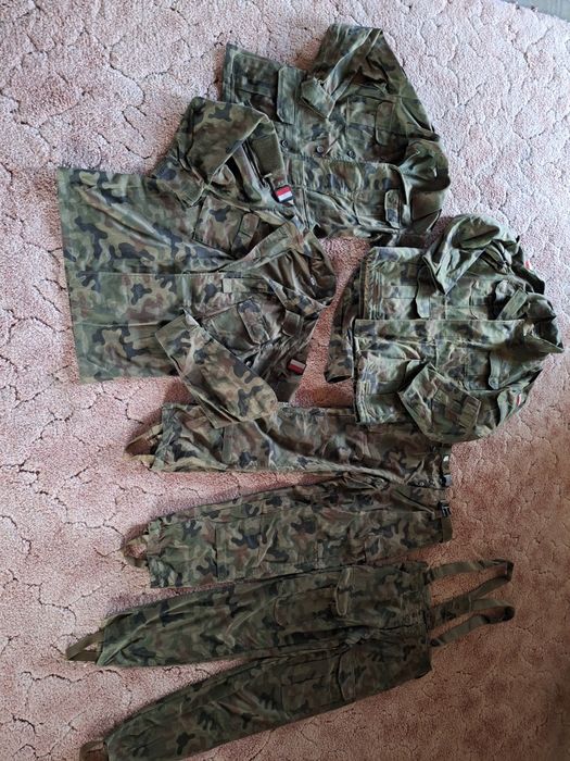 Komplet odzieży wojskowej M/L kurtki x3 spodnie