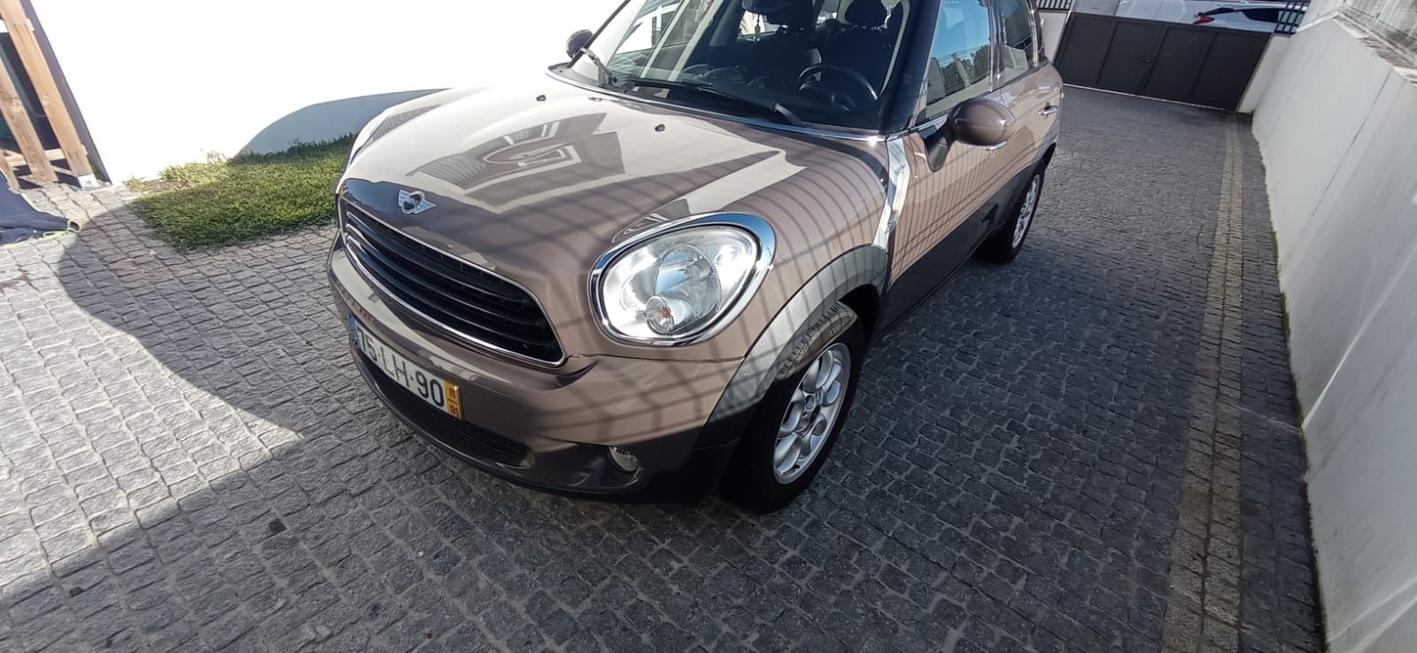 Mini Countryman One D - 2011
Janeiro de 2011
Diesel 
158.000

Motor BM