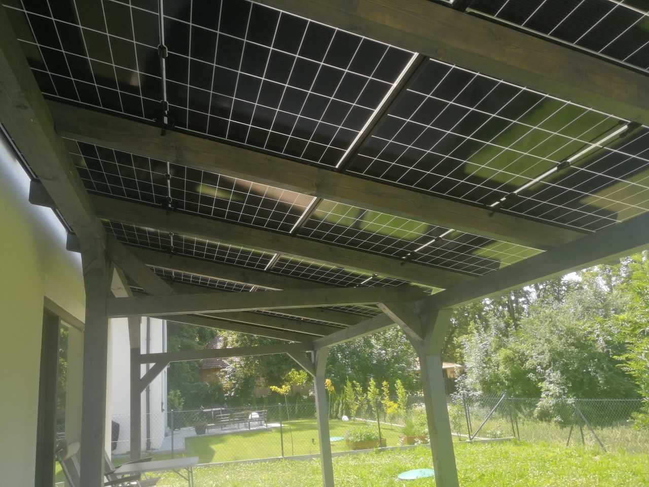 Zadaszenie tarasu z panelami PV bifacial 6kW system szczelnego dachu