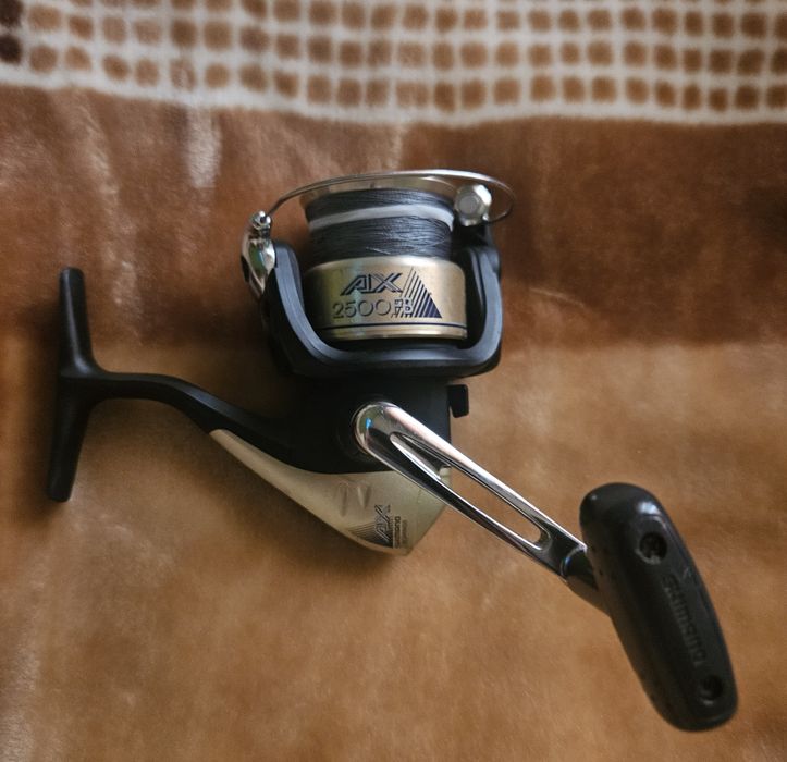 Котушка Shimano AX 2500 FB