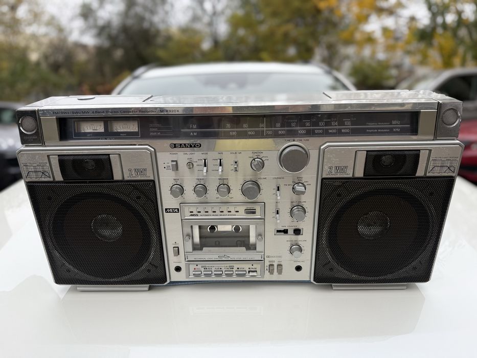 Продам магнитолу Sanyo MR-X920