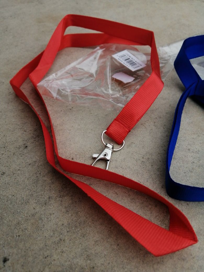 Lanyards/ fitas/ porta chaves azul vermelho NOVO