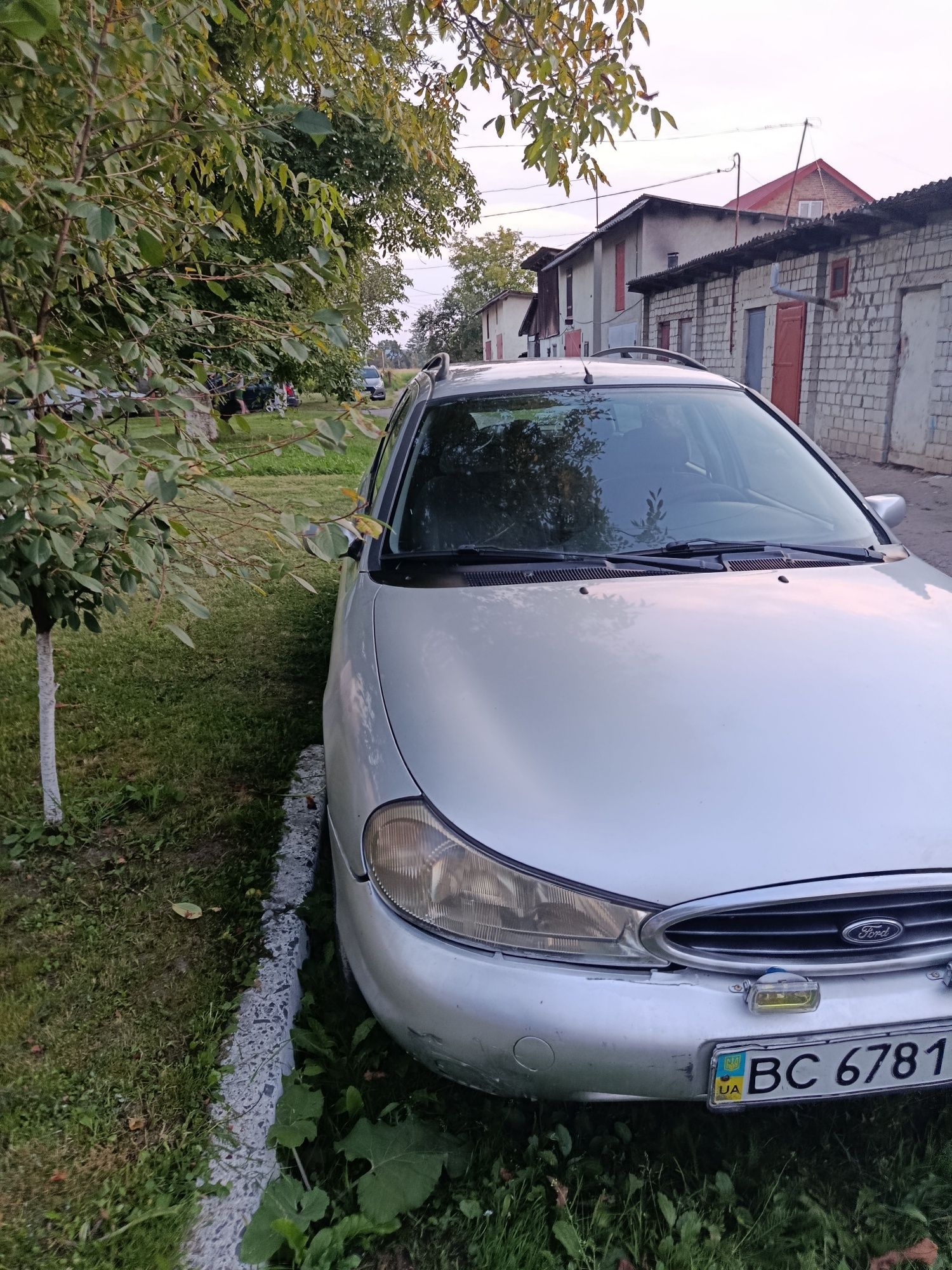 Продам Форд мондео 1996 року
