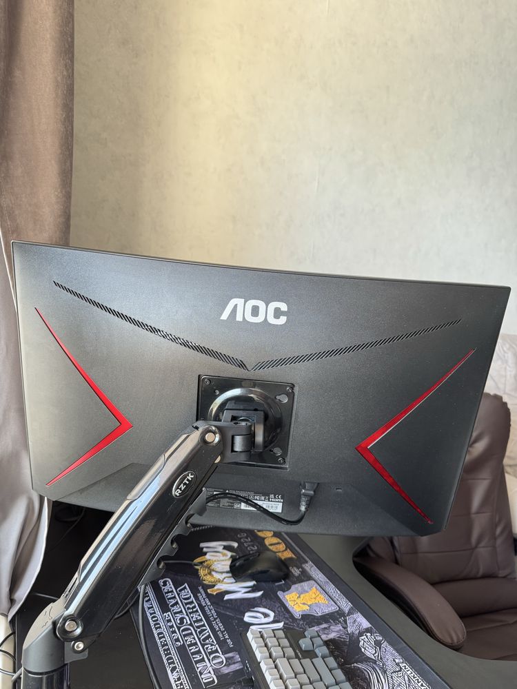 Монитор AOC C27G2ZE 27 Curved Gaming Monitor 240 Hz 0.5 ms