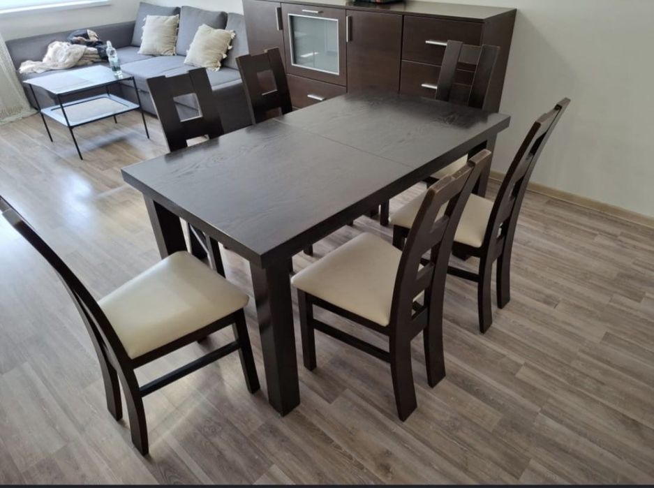 Stół rozkładany plus 6 krzeseł