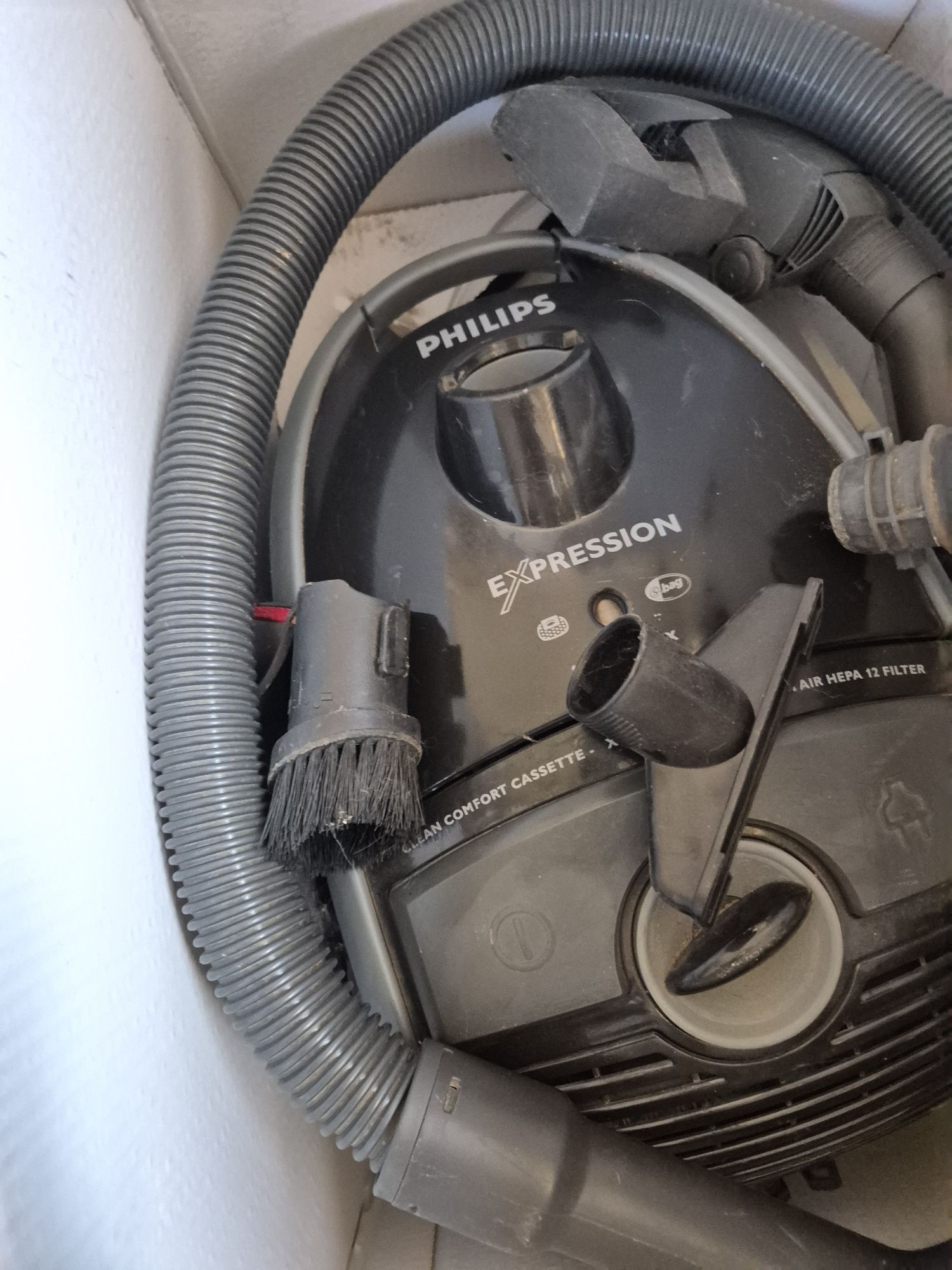 Пилосос Philips Expression