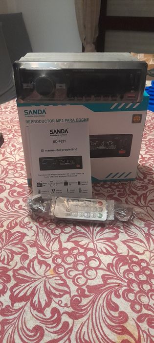 Rádio USB BLUETOOTH com comando à distância