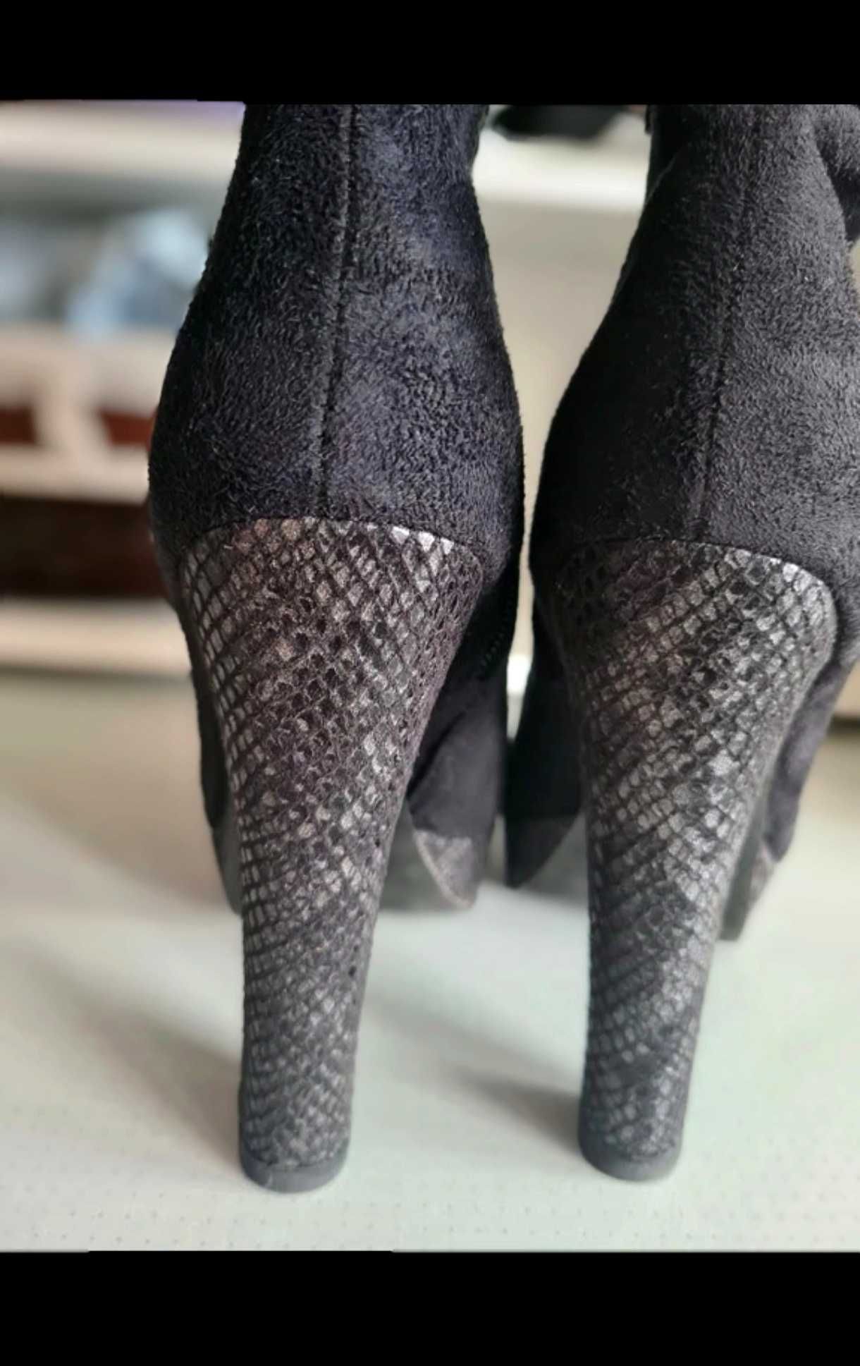 Botas pretas Nobuck