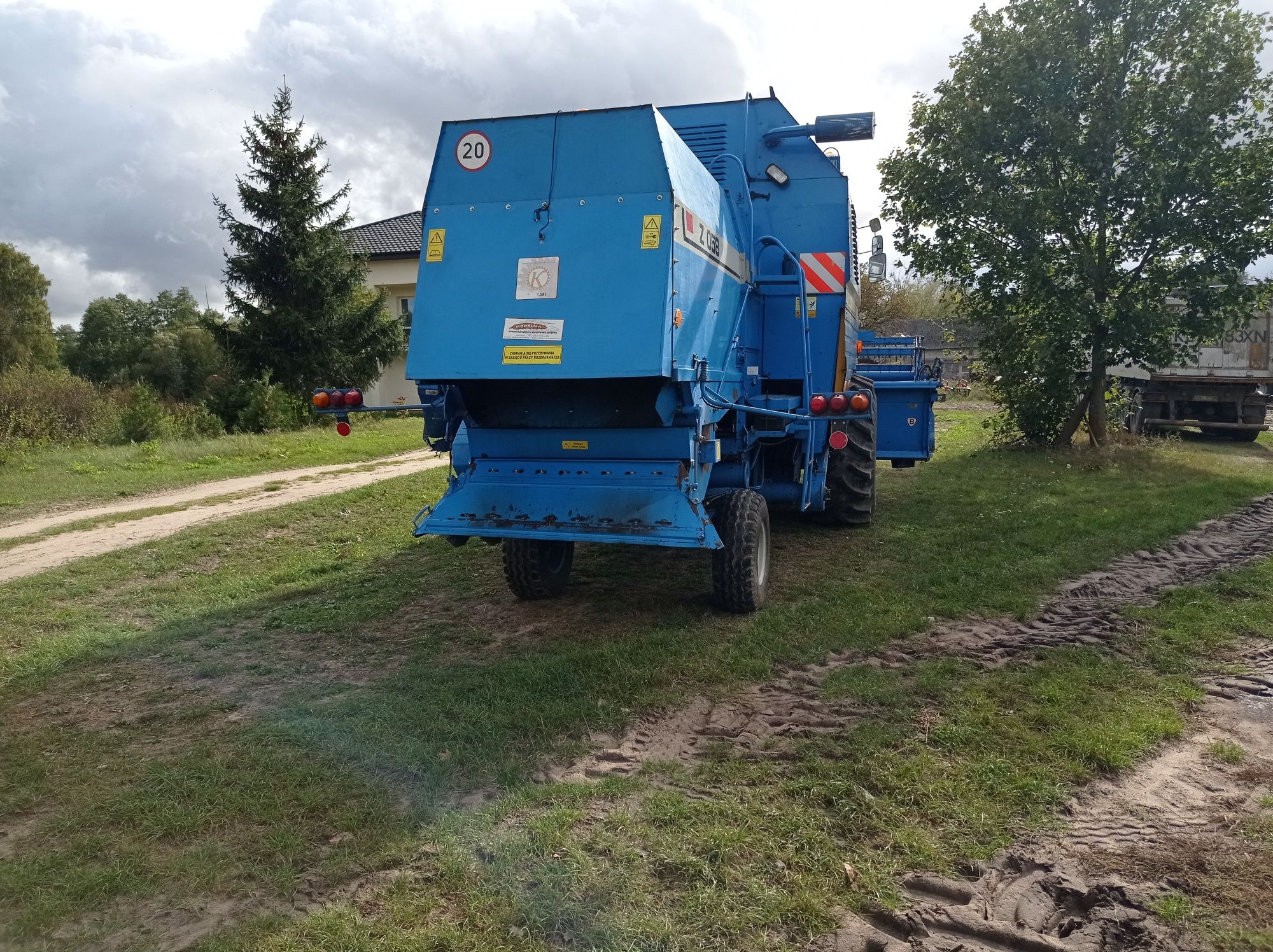Sprzedam kombajn Bizon Rekord, stół do rzepaku