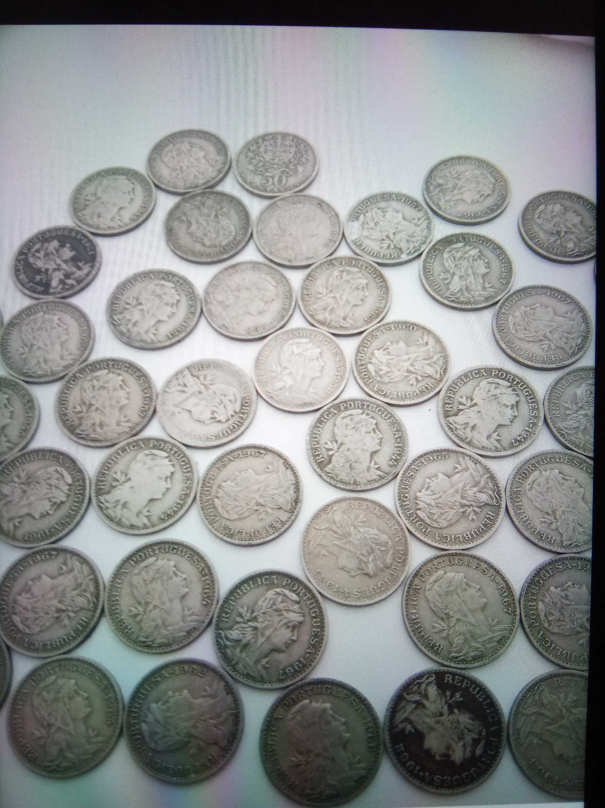 Lote de Moedas Antigas 50 centavos