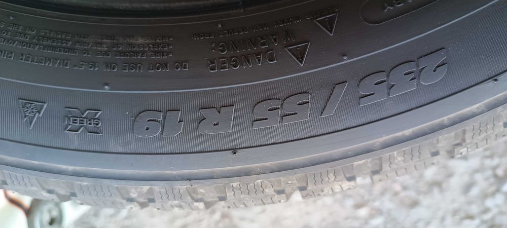 Зимові шини 235/55 R19 Michelin latitude alpin