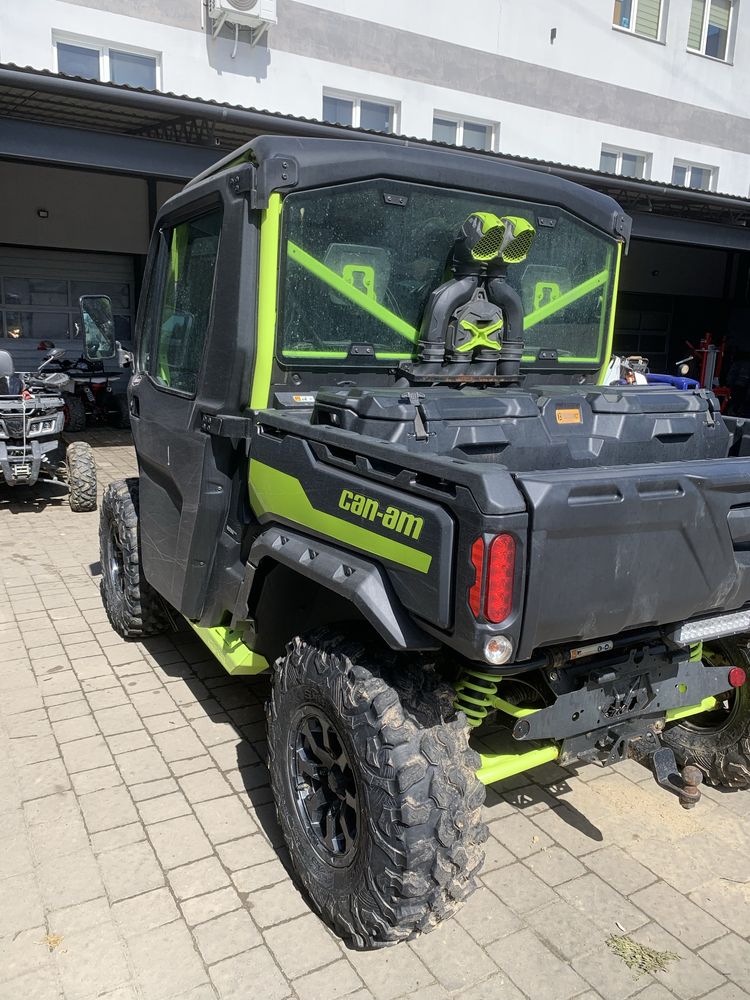 мотовсюдихід BRP Traxter XMR