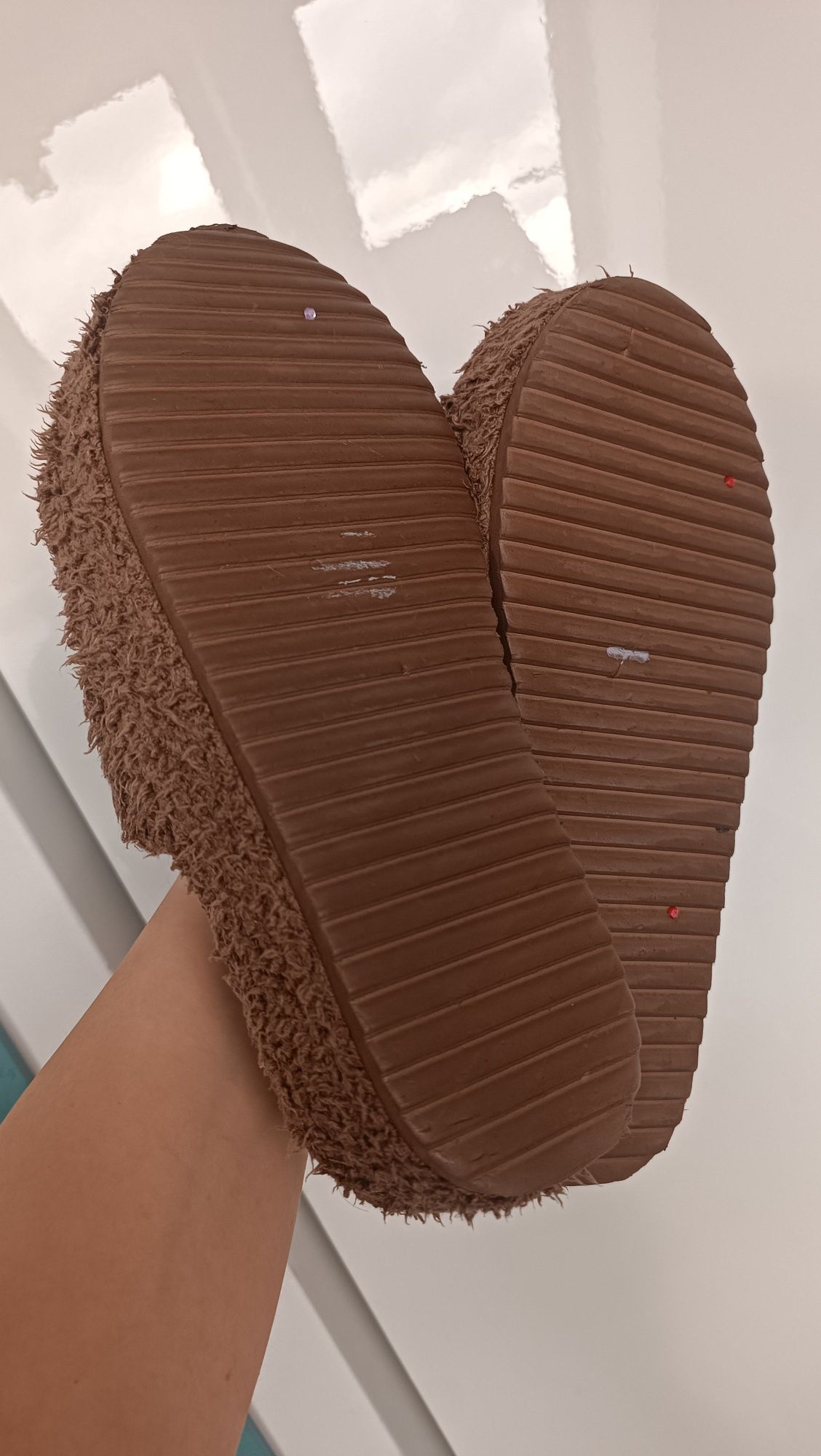 Klapki platformy wysokie puchate brąz h&M 41