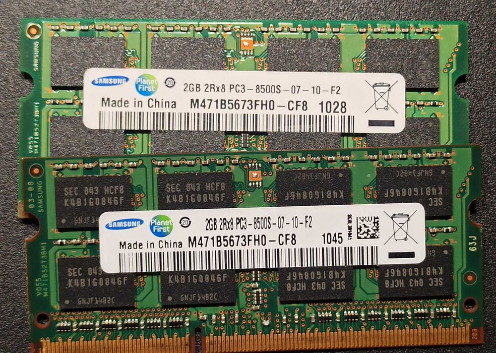 Pamięć RAM 2x2GB 1066 MHz M471B5673FHO-CF8 (DDR3, PC3-8500S)