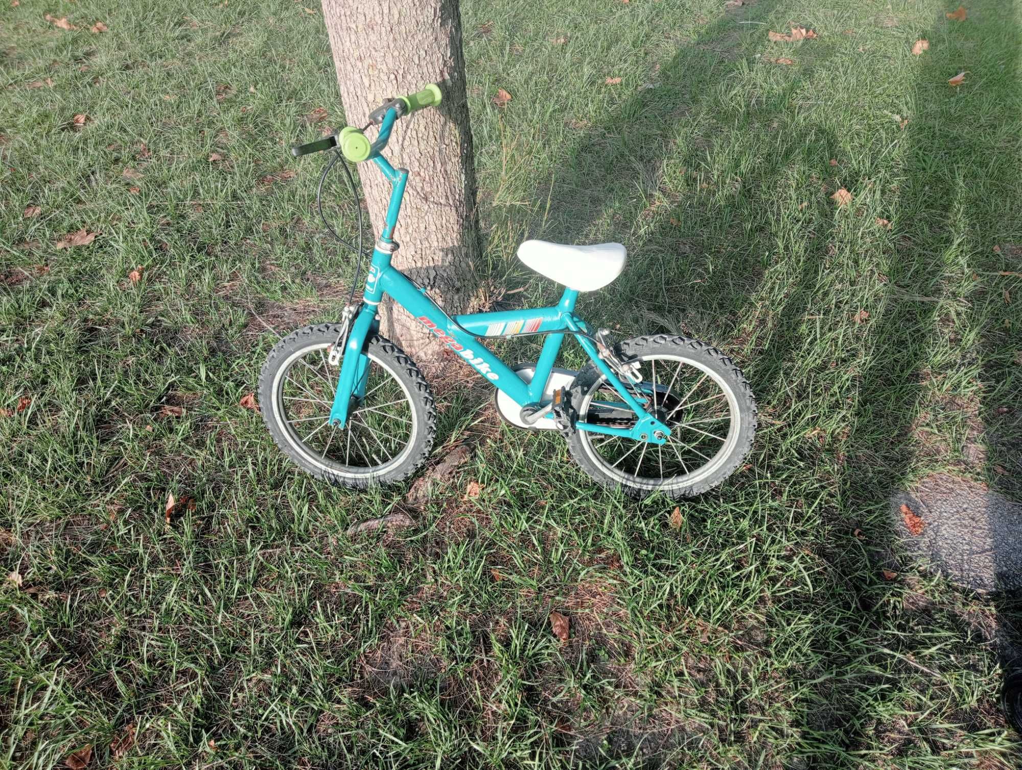 Bicicleta verde roda 14", usada, em bom estado