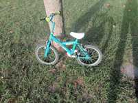 Bicicleta verde roda 14", usada, em bom estado