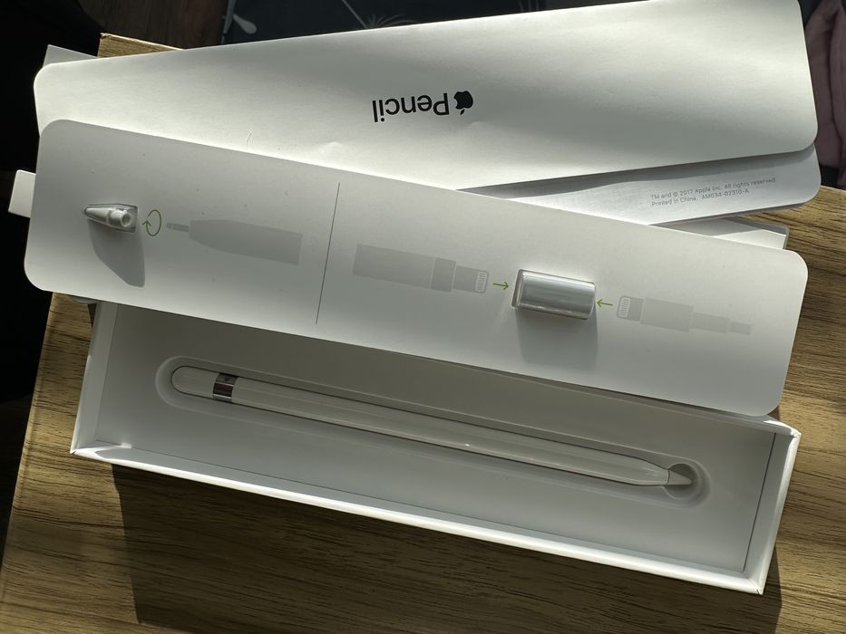 Pensil 1 Apple покоління