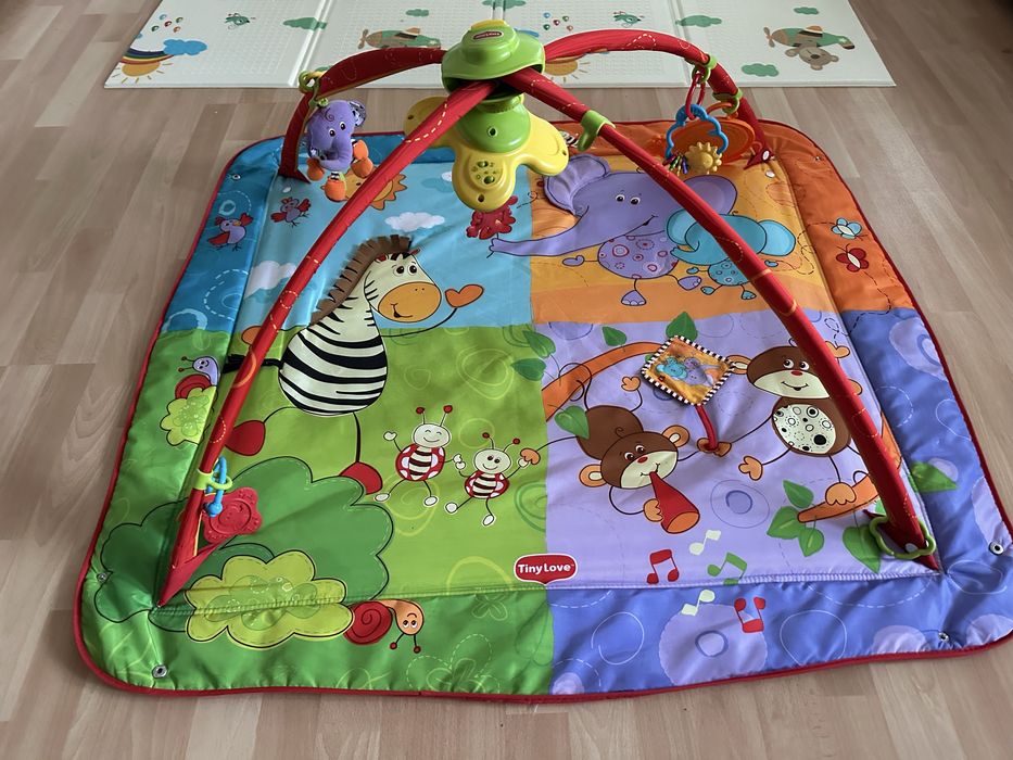 Коврик развивающий TIny Love Сафари