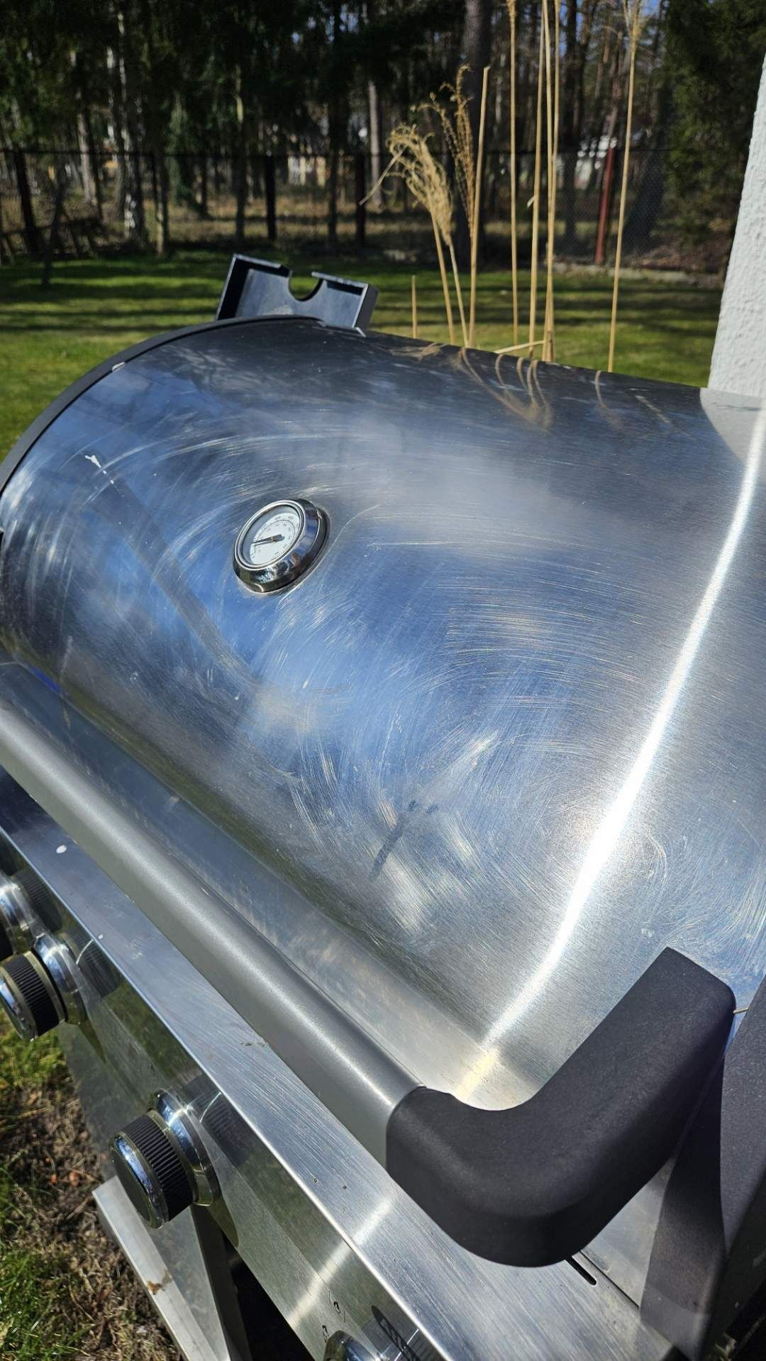 Grill gazowy 4 palnikowy mało używany