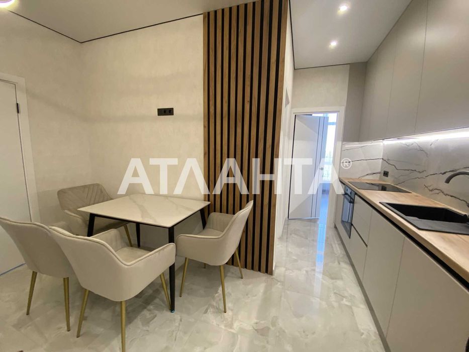 Трехкомнатная квартира, ЖК 61 Жемчужина, Краснова, свежий евроремонт