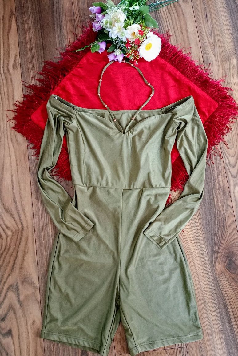 Nowy oliwkowy kombinezon missguided XS/S