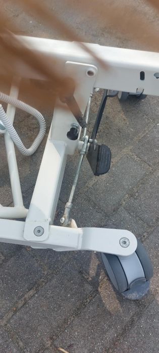 Podnośnik kąpielowo - transportowy Vermeiren