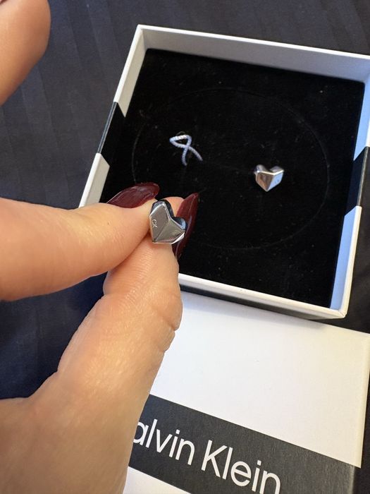Сережки жіночі Calvin Klein Faceted Heart