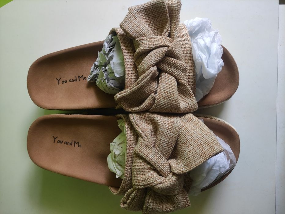 Sandálias número 39, NOVAS!