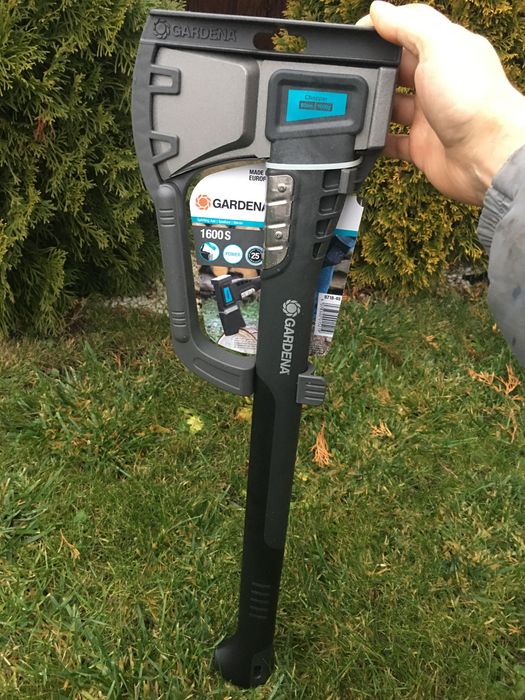 Топор-колун GARDENA 1600 S