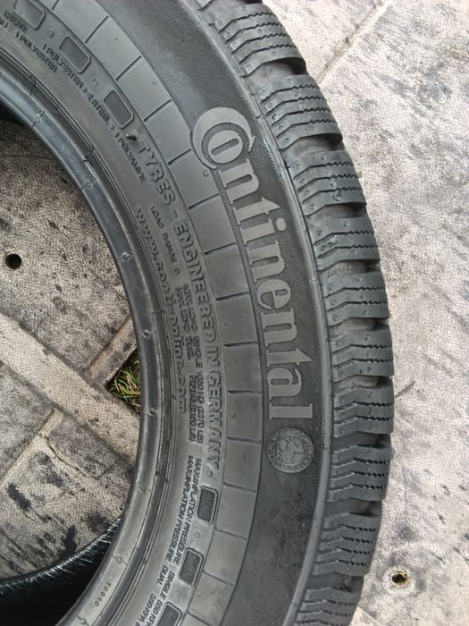 Продам шини б/у 215/65R16C