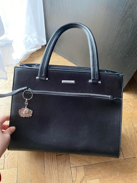 Torba czarna w bardzo dobrym stanie