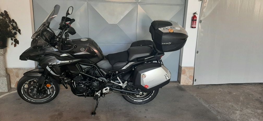 Benelli  TRK  502