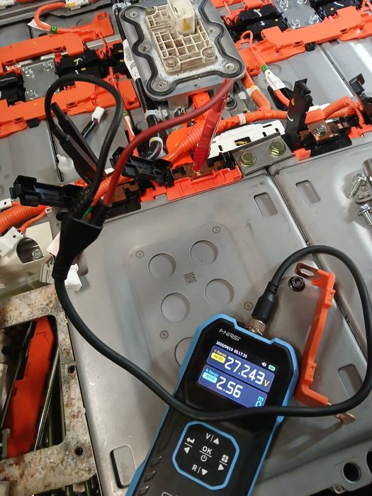 62кв батарея Ніссан ліф