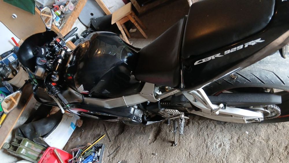 Honda CBR1000RR Fireblad СРОЧНО!
