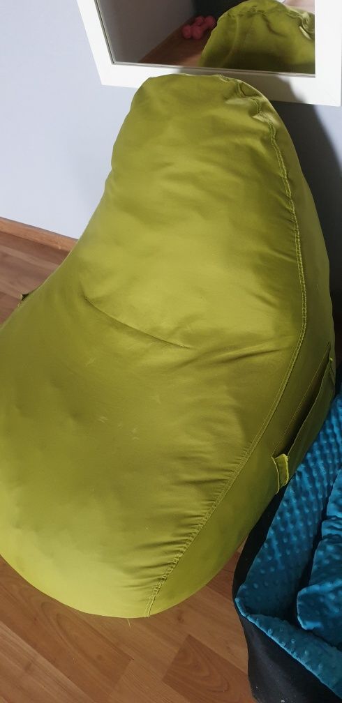 Fotel pufa worek zielony kieszenie