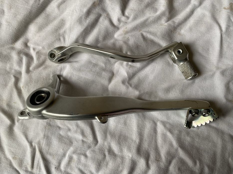 Sherco 300 2t лапка кпп, лапка задніх торомозів