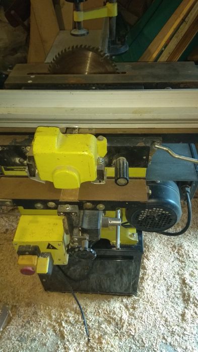 Продам многофункциональный деревообрабатывающий станок Корвет 322.