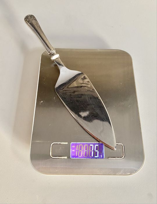 Продам серебро , столовое серебро 830 проба