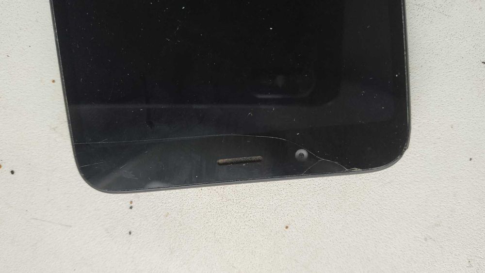 Телефон Xiaomi RedMi 7A (на запчасти)