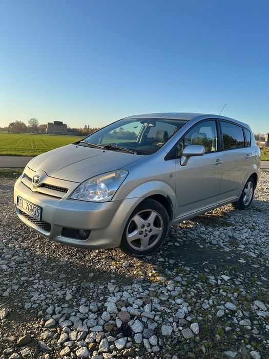 Toyota corolla verso  1.8 benzyna