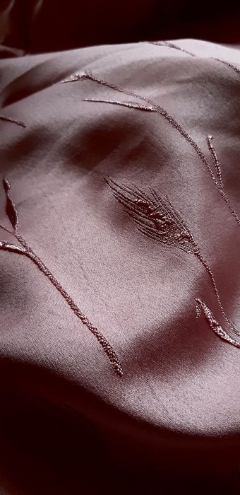 предлагаю шторы для комнаты