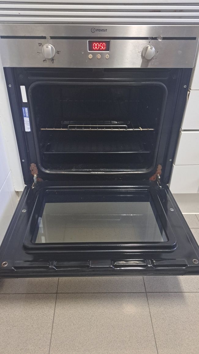 Forno indesit usado